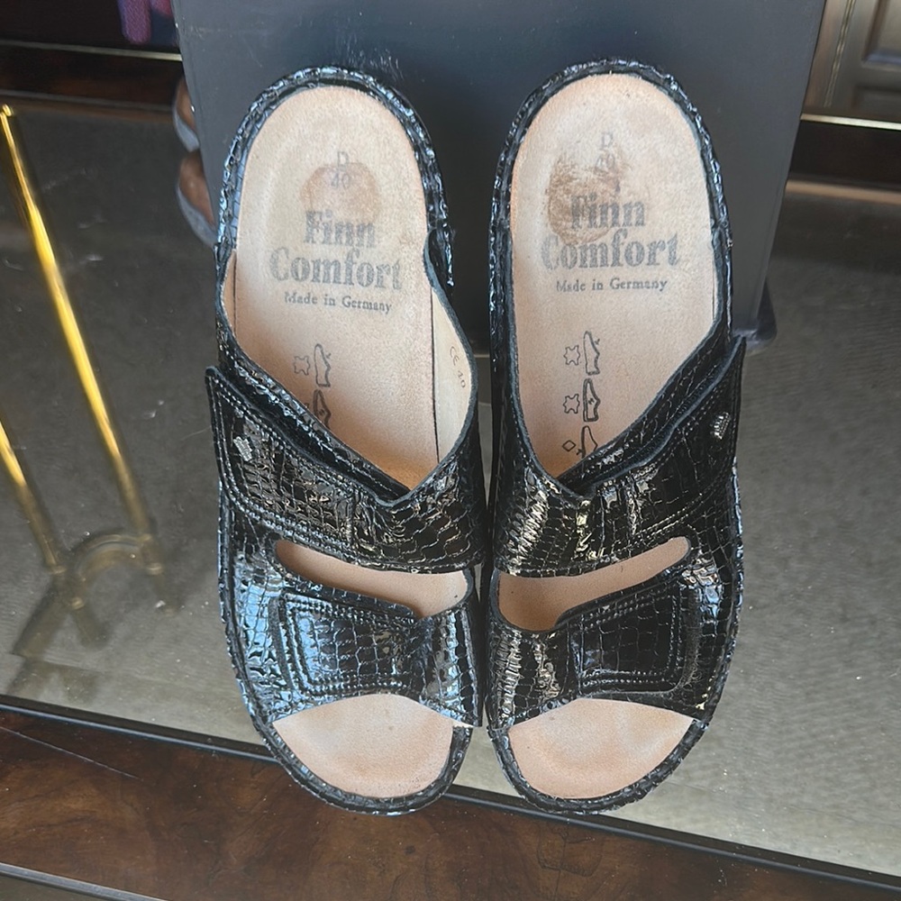 Finn Comfort Black Sandals